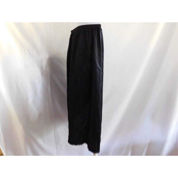Vanity Fair Slip Womens Black 20" Half Slip 100% Nylon Size Large - Picture 2 of 11